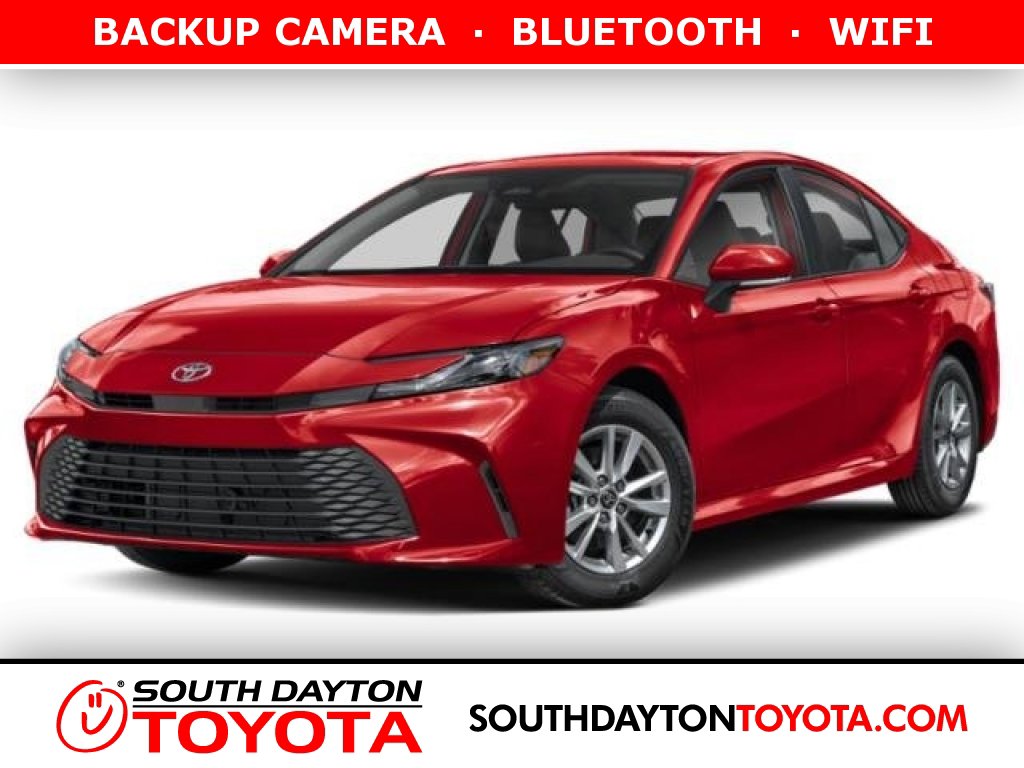2025 Toyota Camry LE's photo