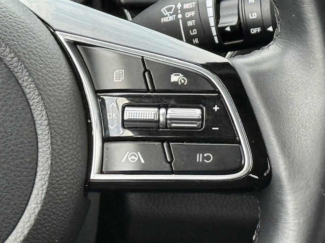 2024 Kia Seltos X-Line photo 28