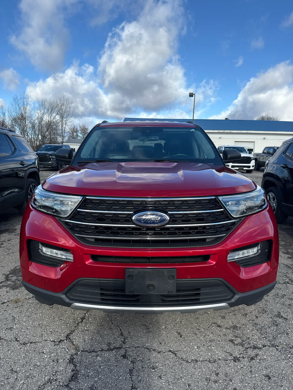 2021 Ford Explorer XLT photo 2