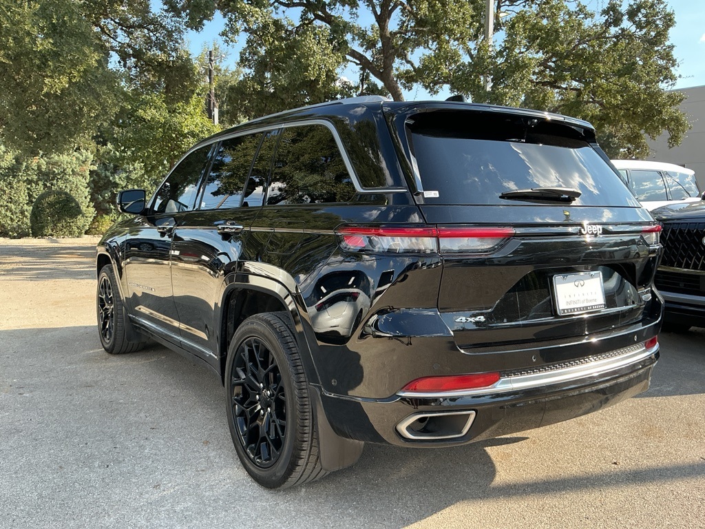 2024 Jeep Grand Cherokee Summit photo 5