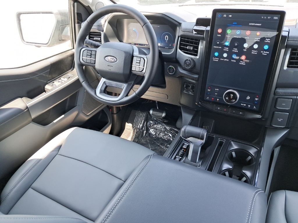 2025 Ford F-150 Lightning photo 20