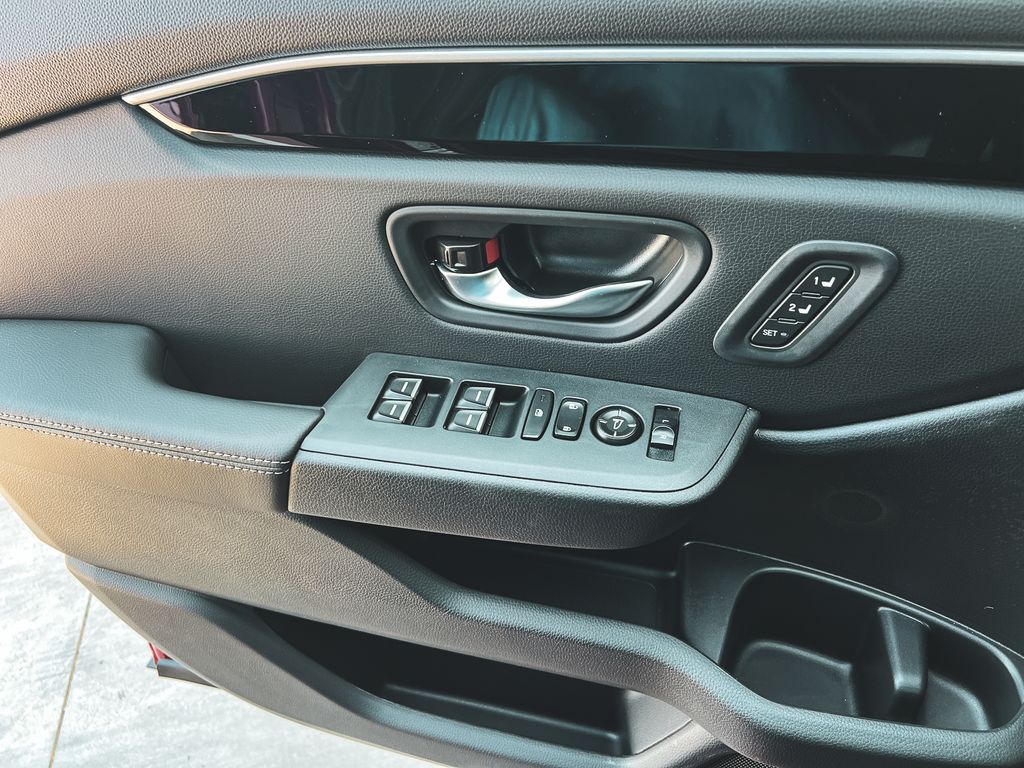 2025 Honda Pilot Touring photo 14