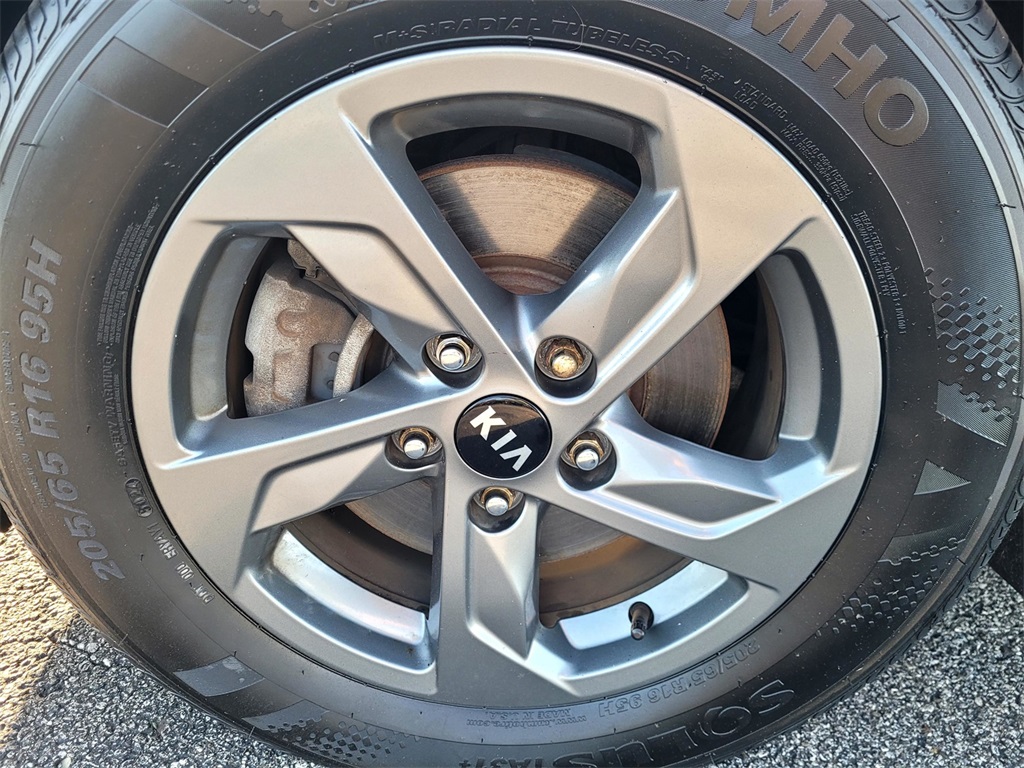 2019 Kia Optima LX photo 12
