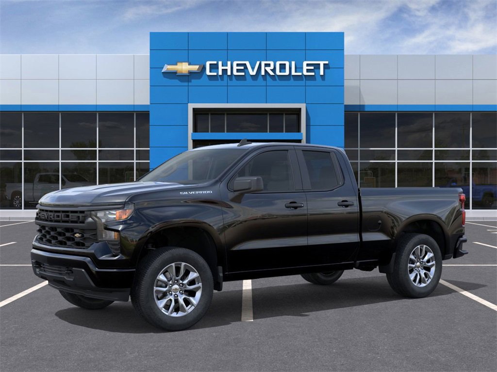 2026 Chevrolet Silverado 1500 Custom photo 2