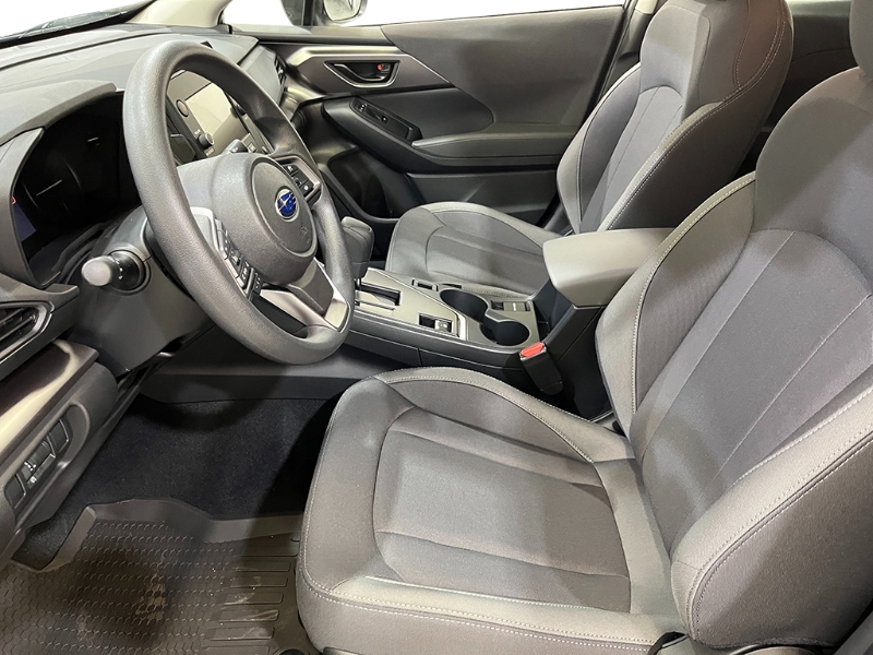 2025 Subaru Impreza Base photo 9