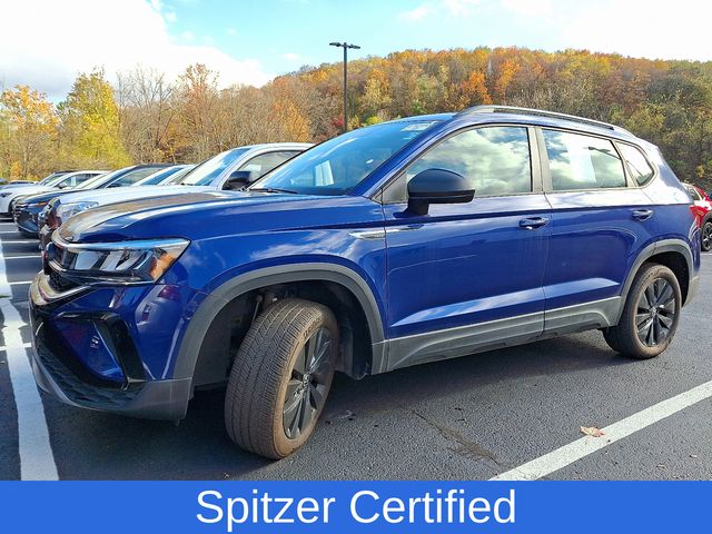 2024 Volkswagen Taos S photo 2