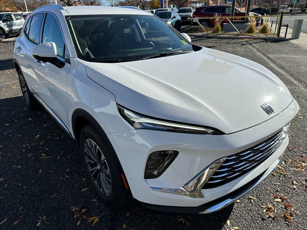 2025 Buick Envision Preferred's photo
