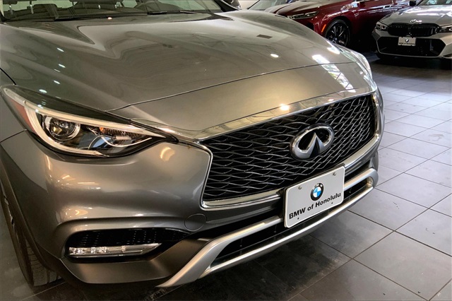 2018 Infiniti QX30 Premium photo 29