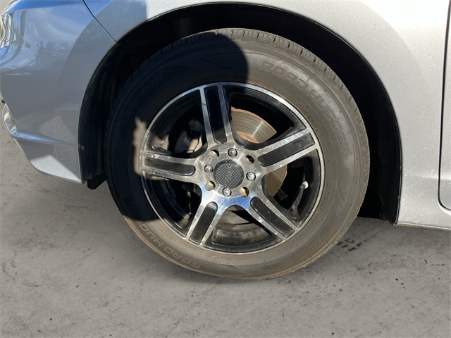 2012 Honda Insight EX photo 14