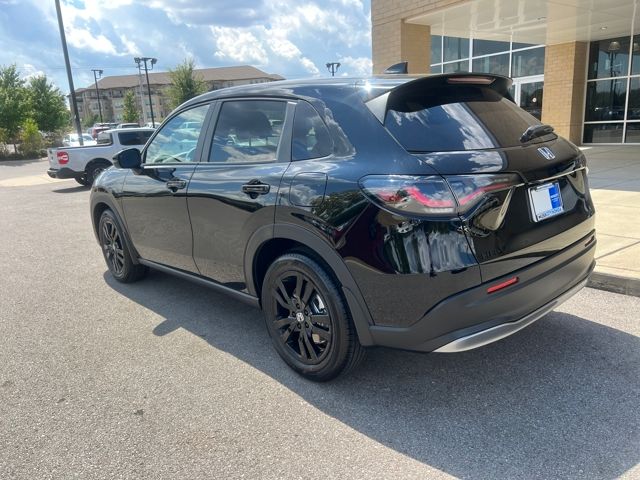 2026 Honda HR-V Sport photo 3