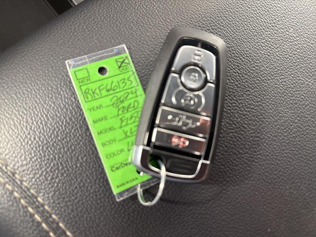 2024 Ford F-150 XLT photo 41