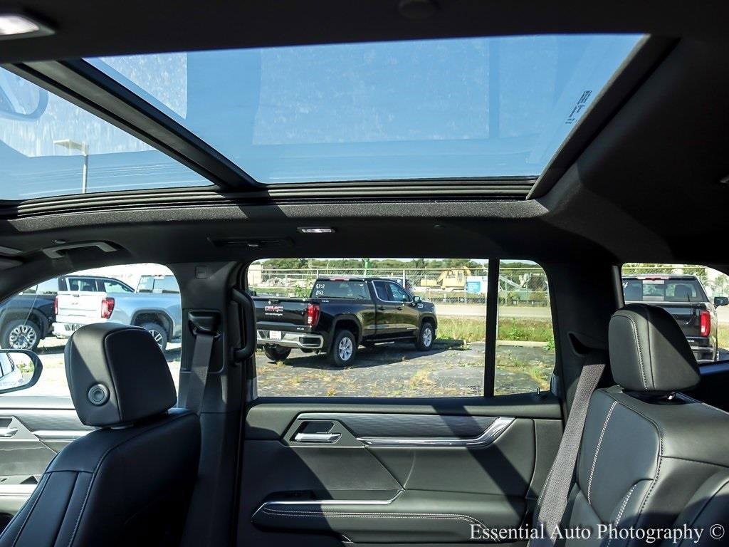 2026 GMC ACADIA - Image 11