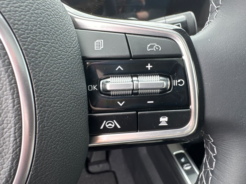 2025 Kia Sorento S photo 24