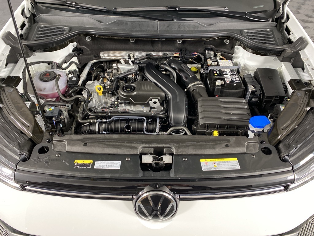 2025 Volkswagen Taos S photo 3