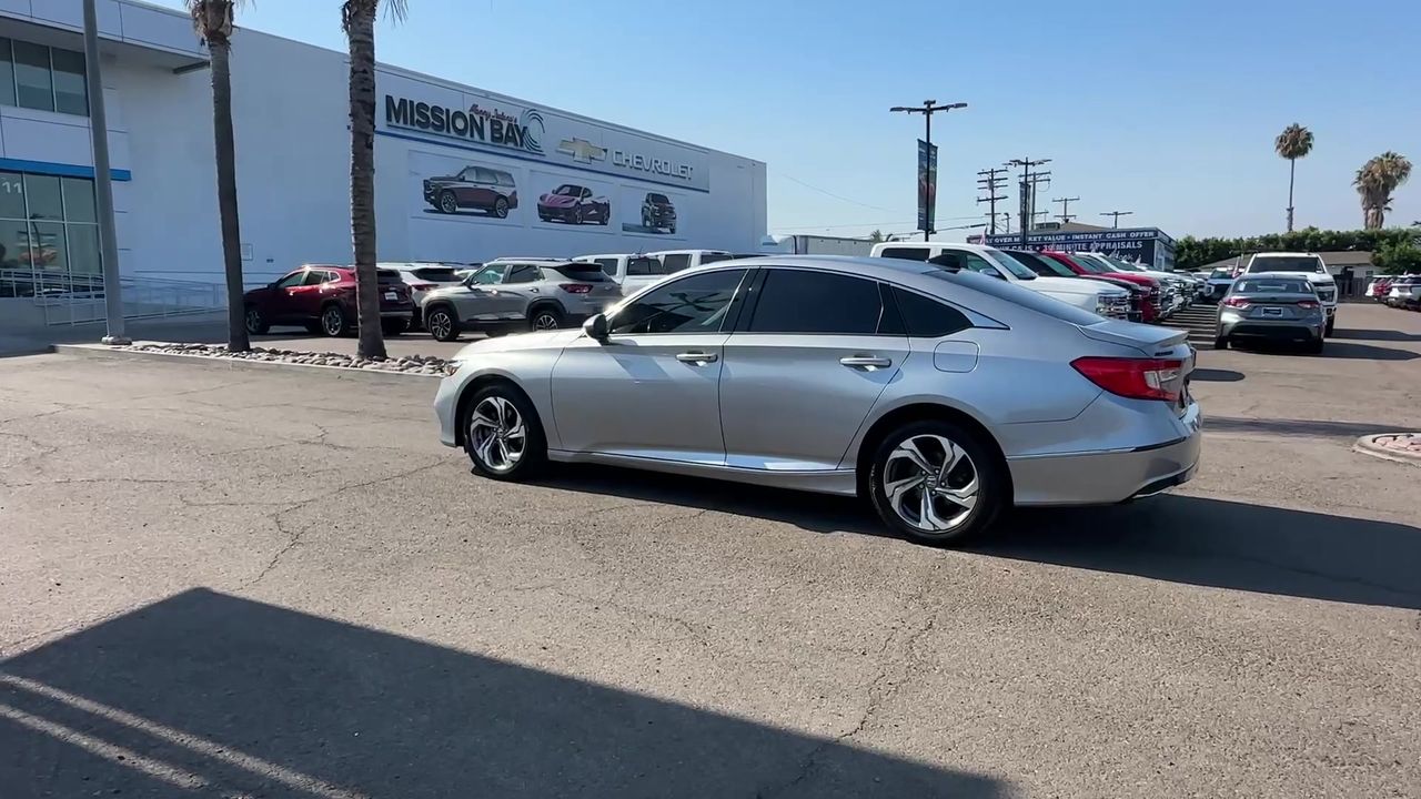 2019 Honda Accord EX-L photo 44
