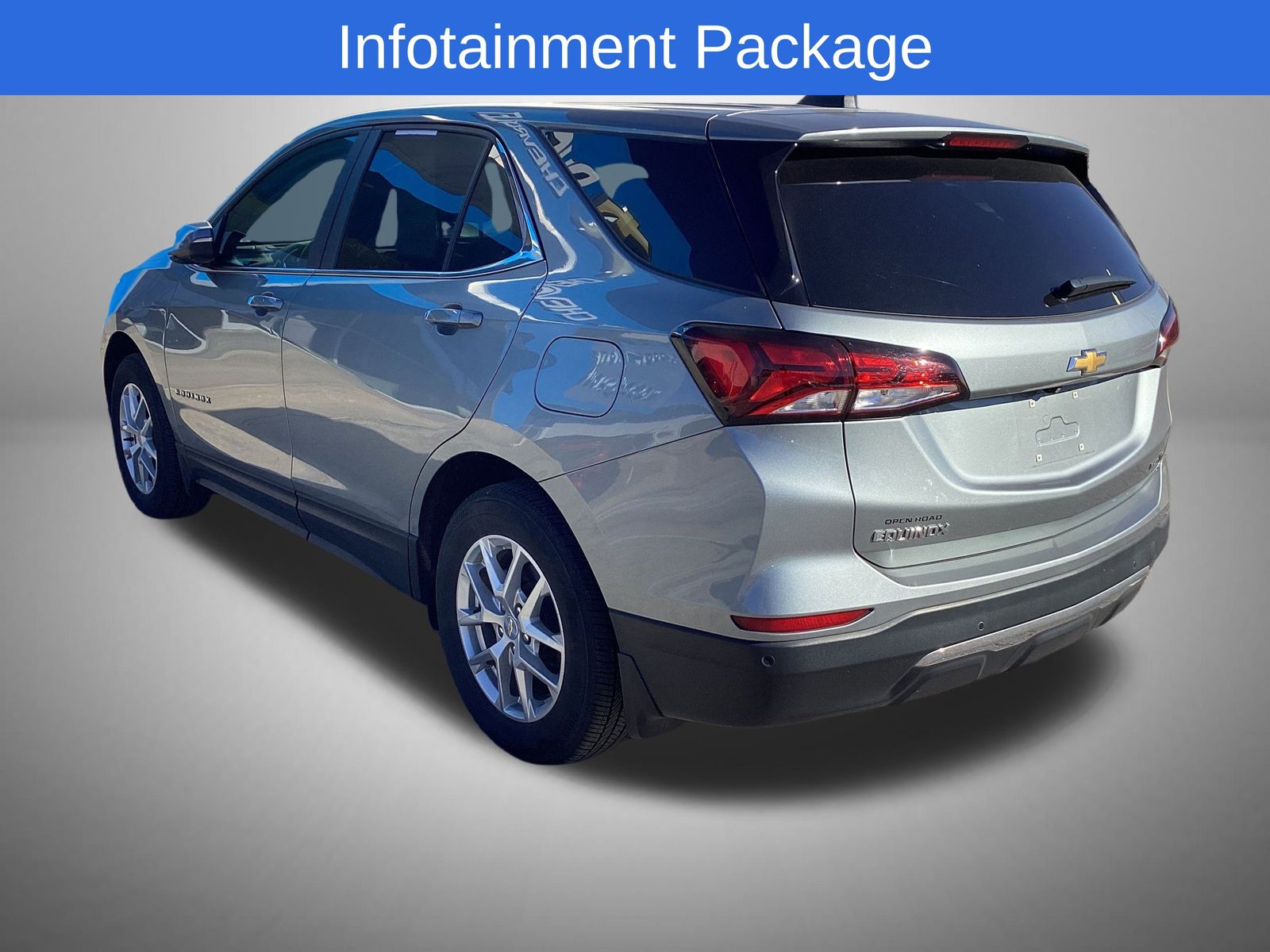 2024 Chevrolet Equinox LT photo 3