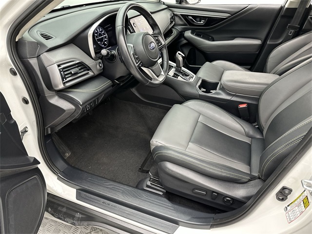 2021 Subaru Outback Onyx Edition XT photo 3