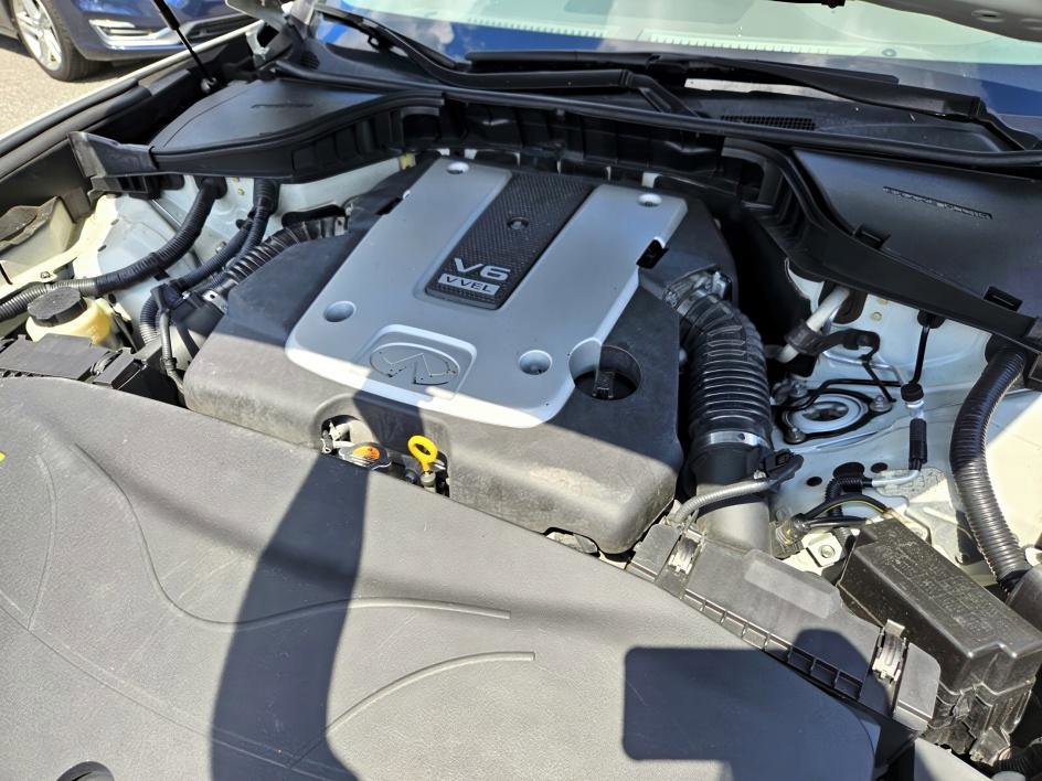 2013 Infiniti M37 Base photo 14