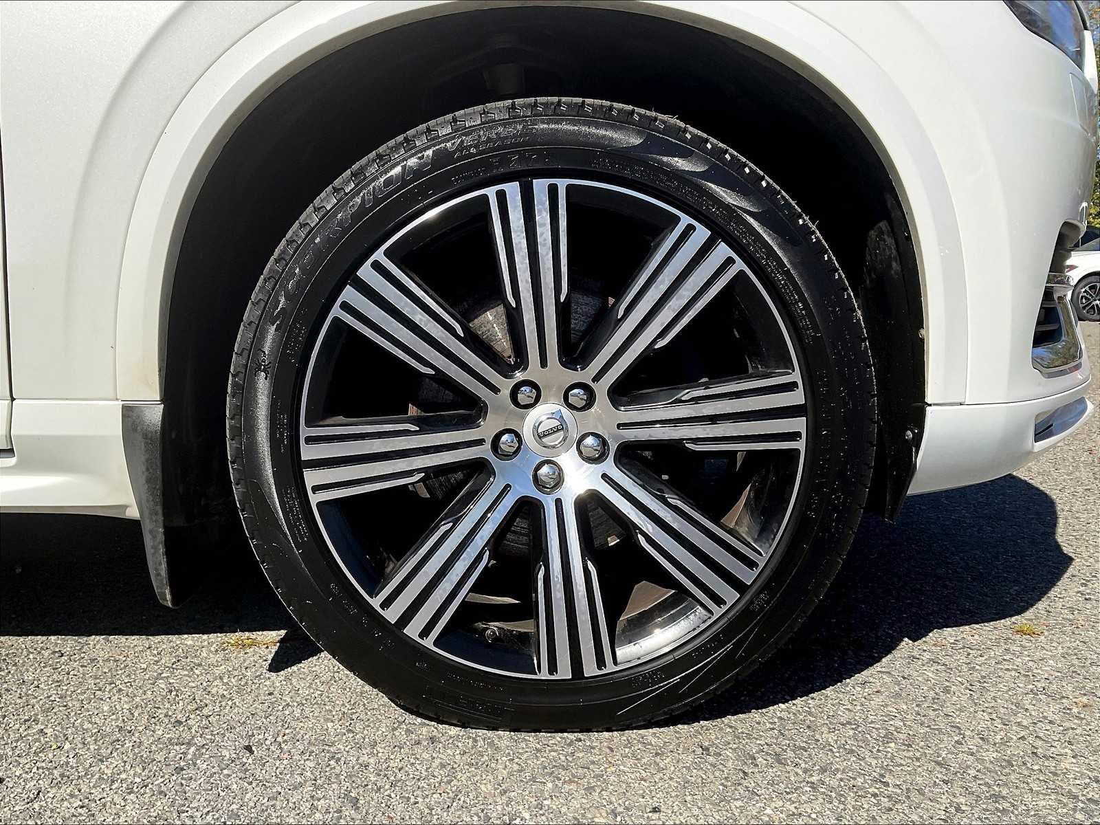 2022 Volvo XC90 Inscription photo 4