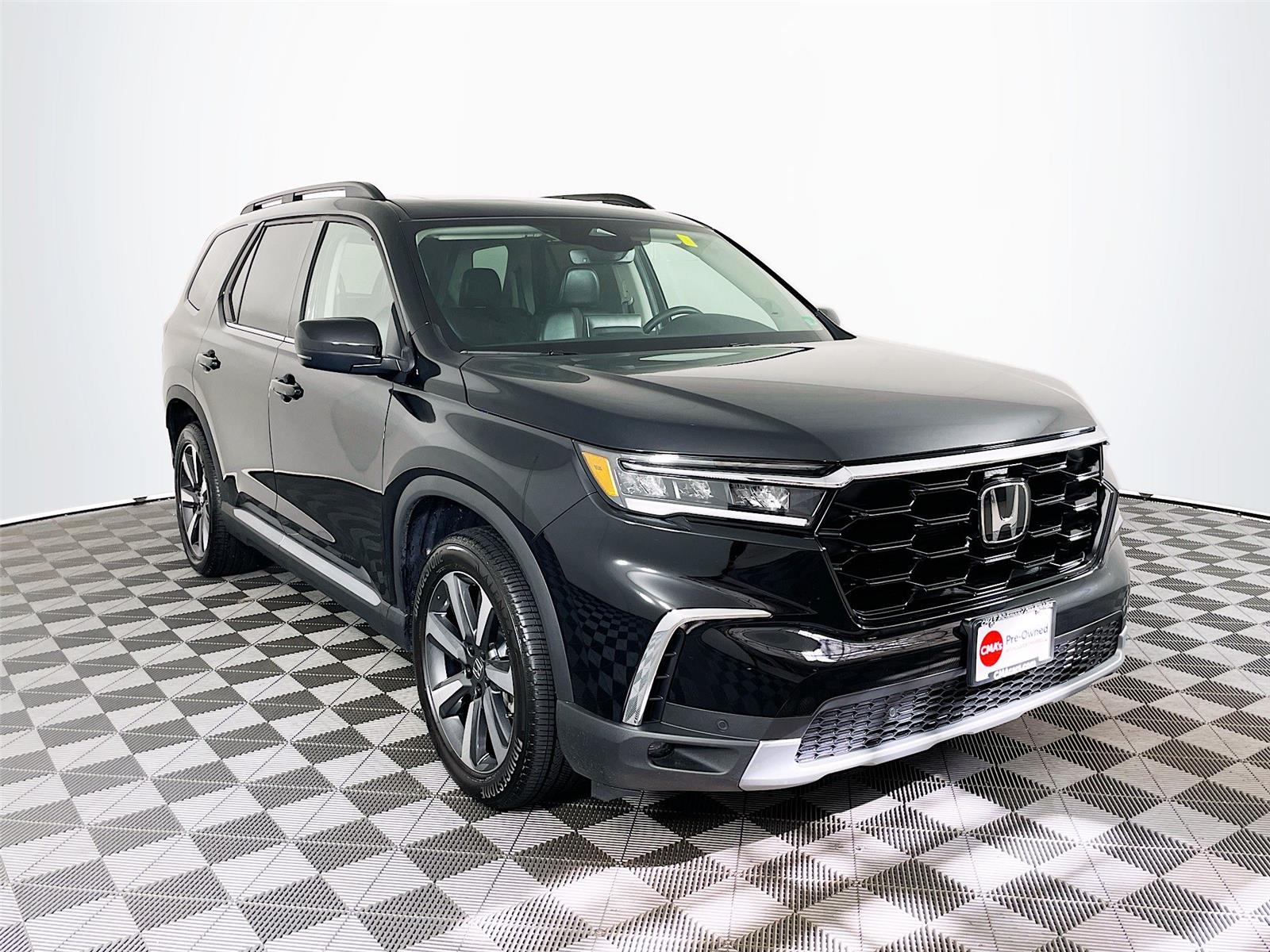 2025 Honda Pilot Touring's photo