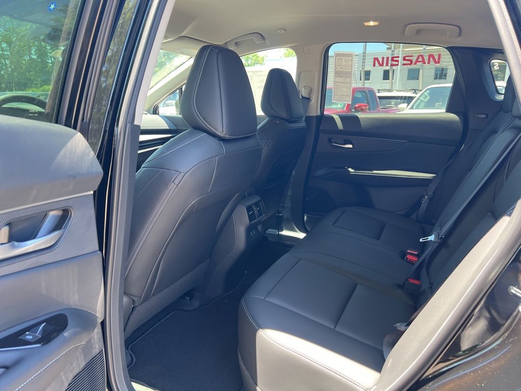 2025 Nissan Murano SV photo 7