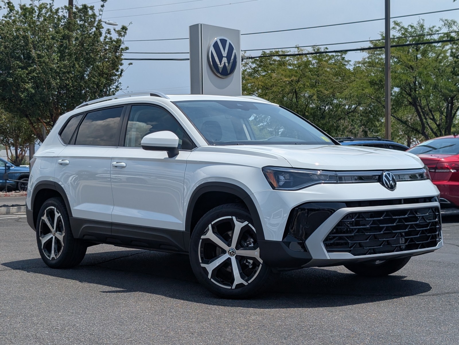 New 2025 Pure White Volkswagen SEL image 1