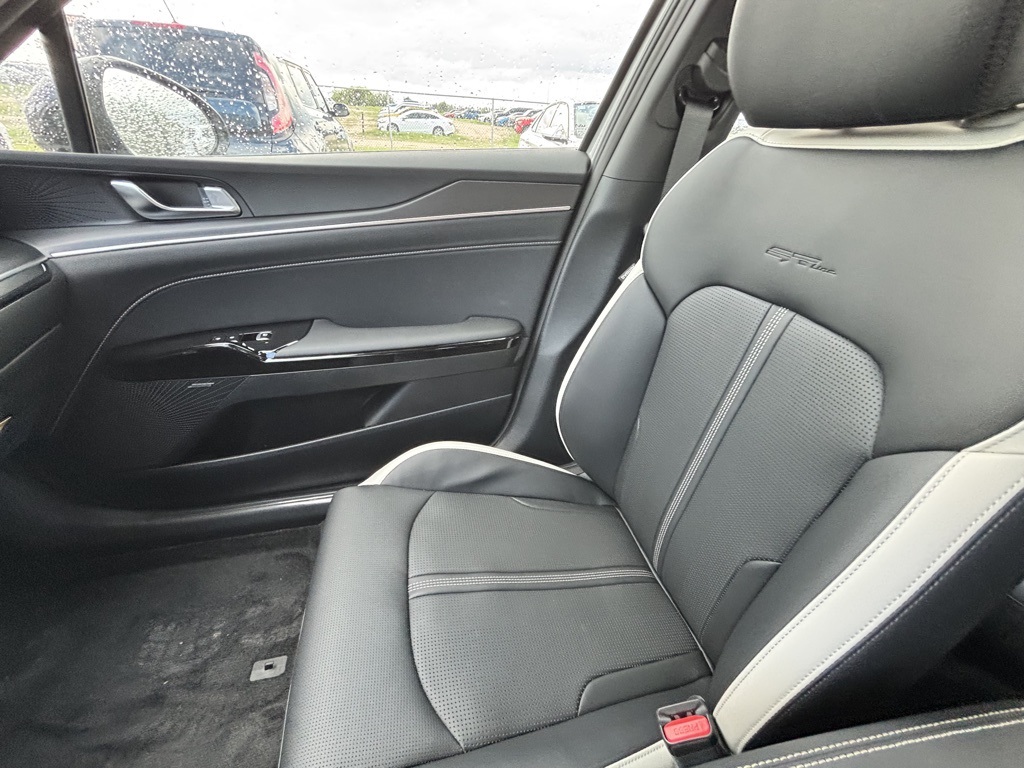 2026 Kia K5 GT-Line photo 16