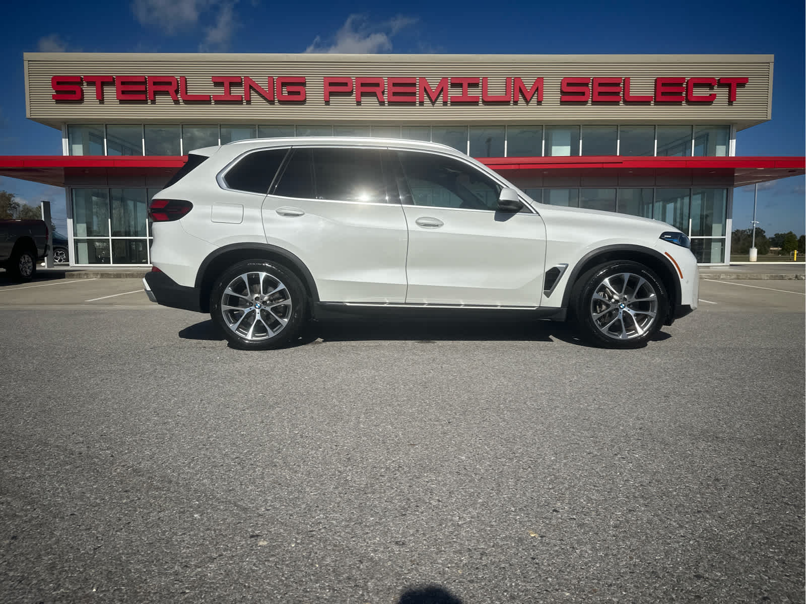 2025 BMW X5 40i's photo