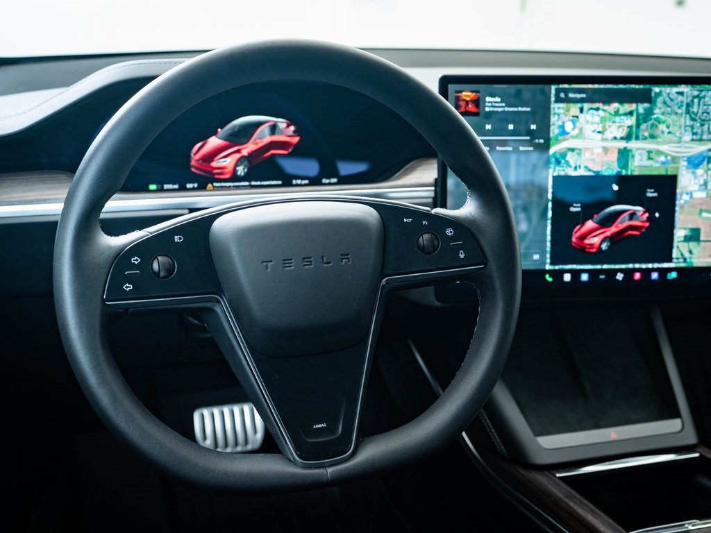 2023 Tesla Model S Standard Range photo 19