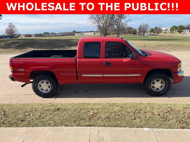 2004 Gmc Sierra 1500 SLE photo 2