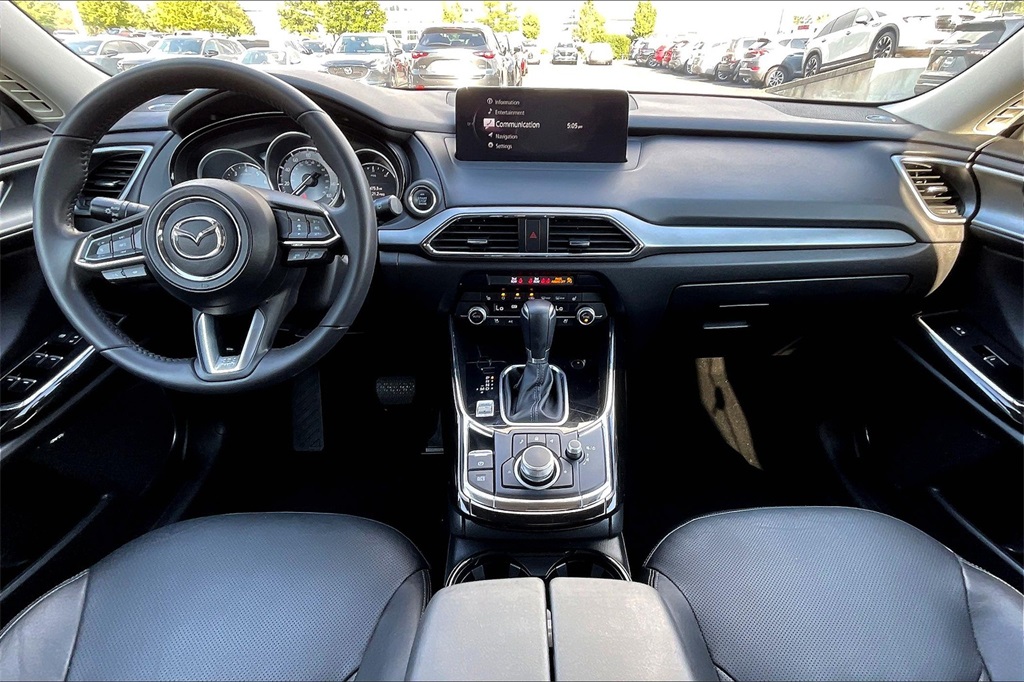 2022 Mazda CX-9 Touring photo 11