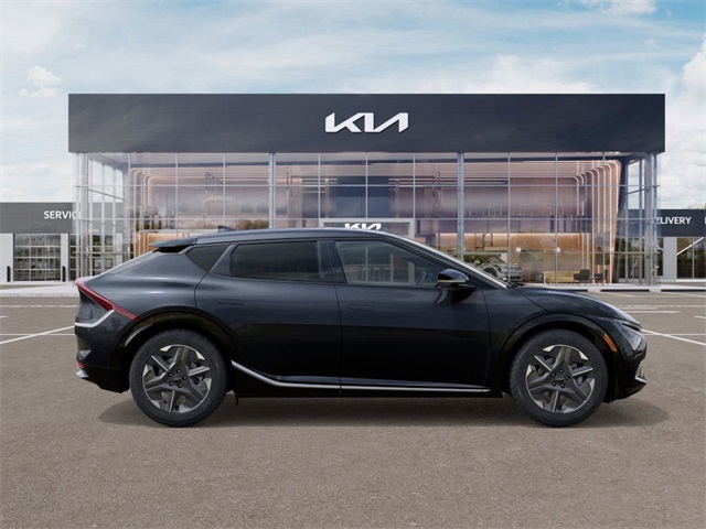2025 Kia EV6 Light photo 6