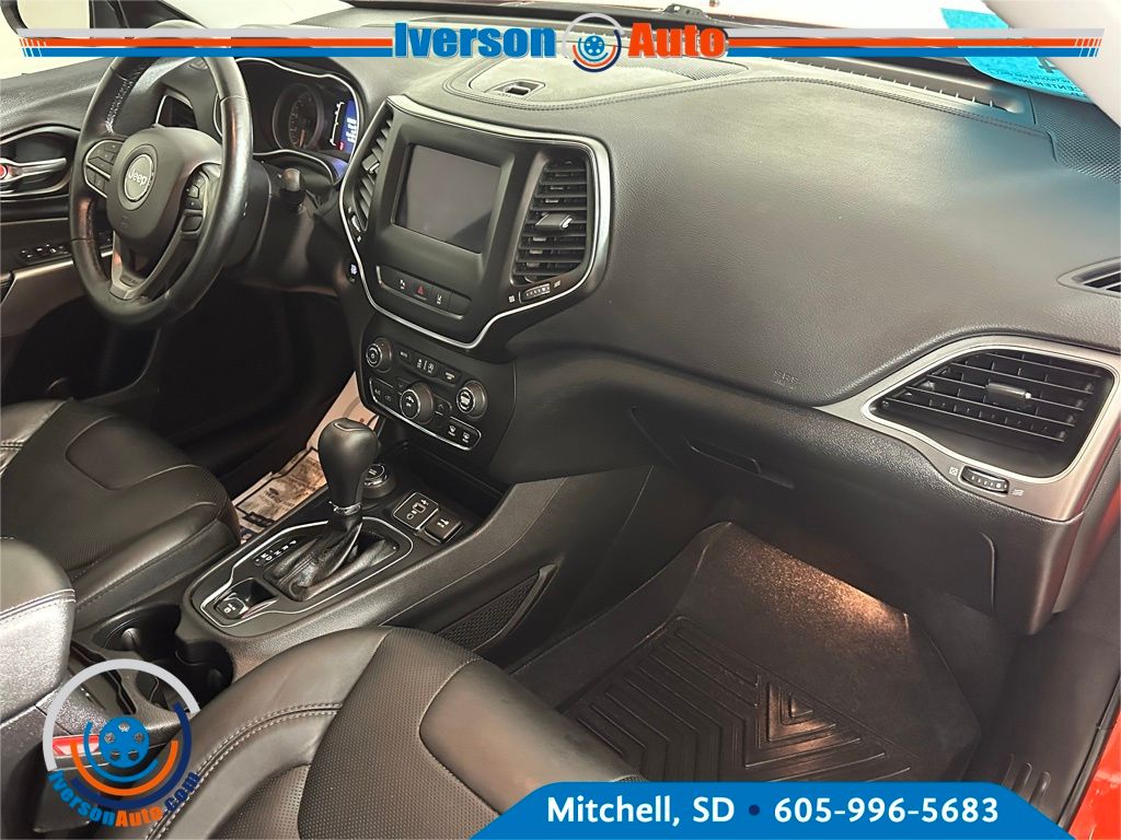 2021 Jeep Cherokee Latitude Lux photo 27