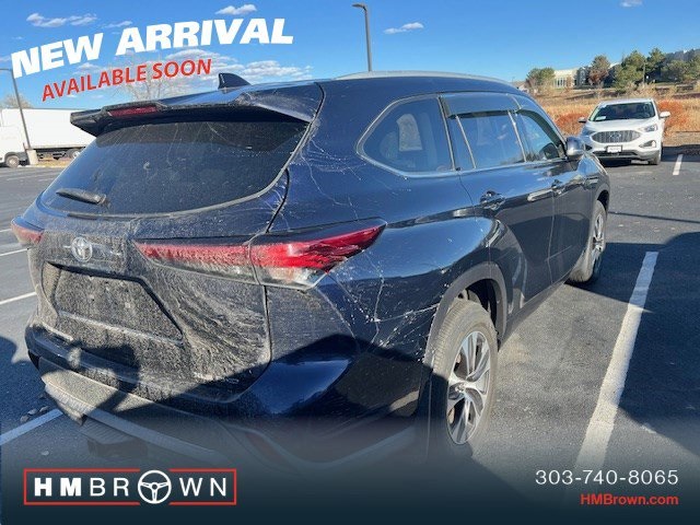 2022 Toyota Highlander XLE photo 4