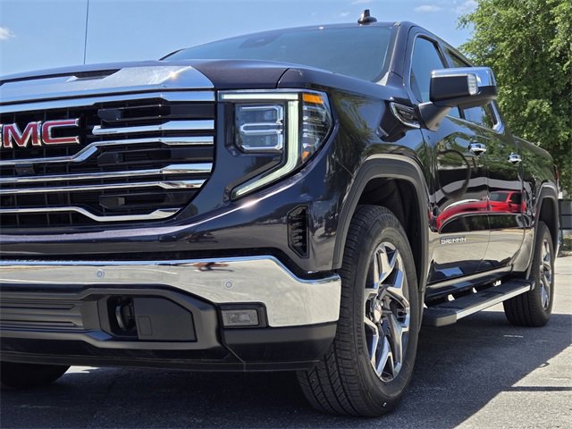 2025 Gmc Sierra 1500 SLT photo 3