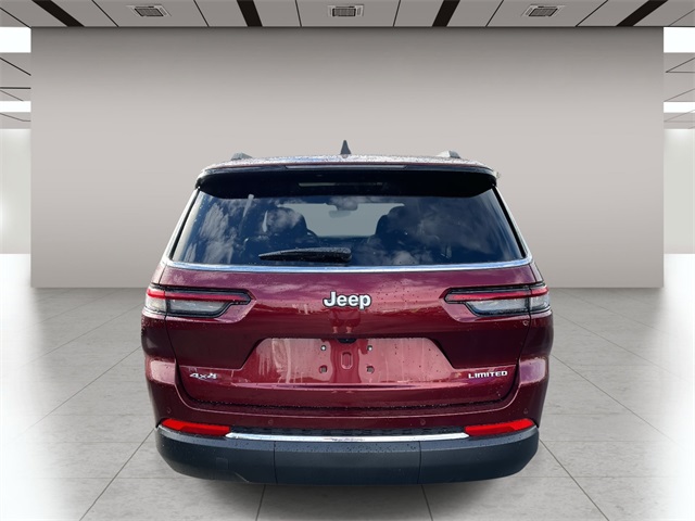 2025 Jeep Grand Cherokee Limited photo 4