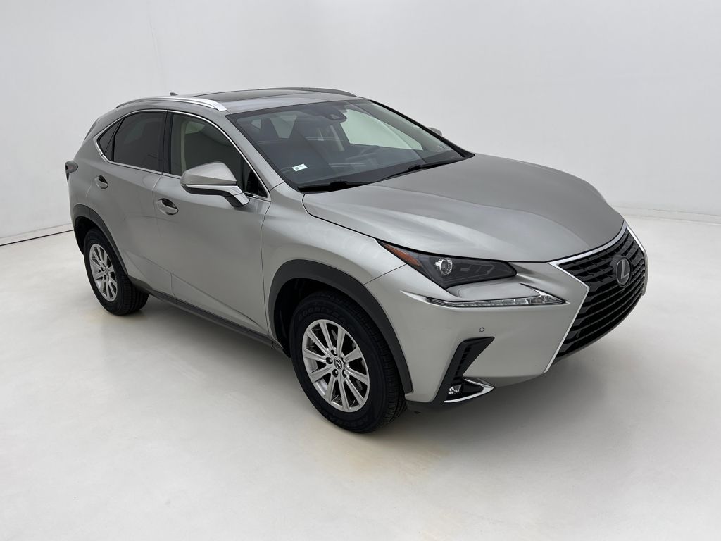 2020 Lexus NX 300 photo 3