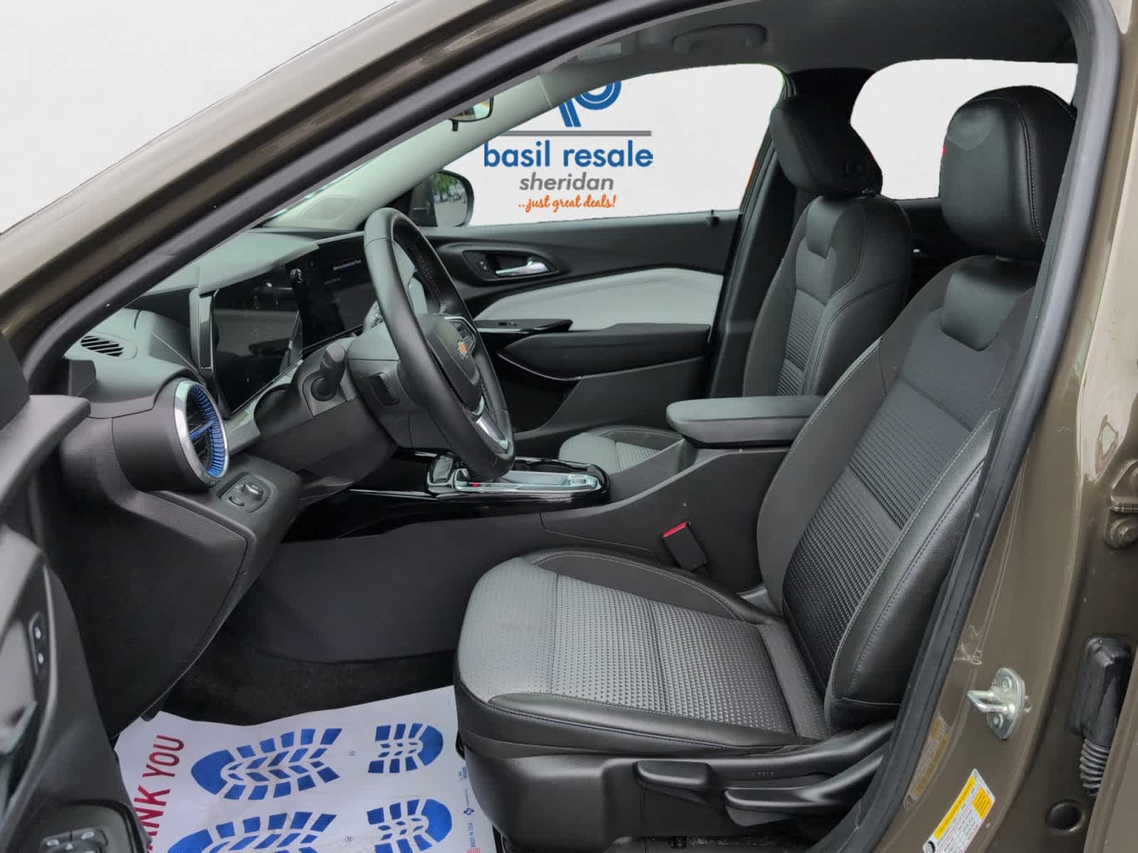 2024 Chevrolet Trax LT photo 10