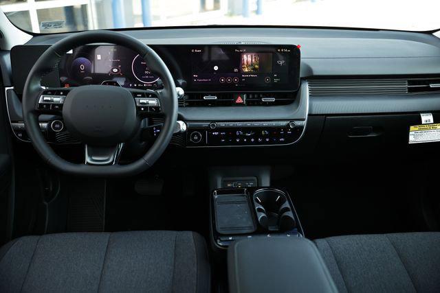 2025 Hyundai Ioniq 5 SE photo 8