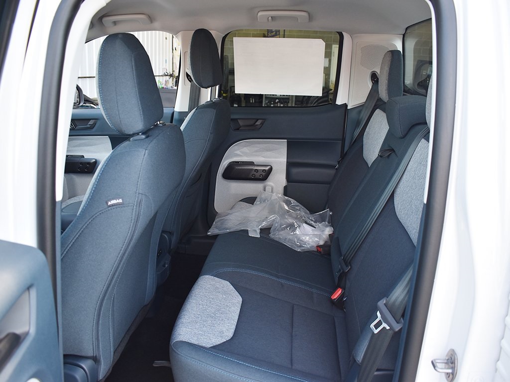 2025 Ford Maverick XLT photo 6
