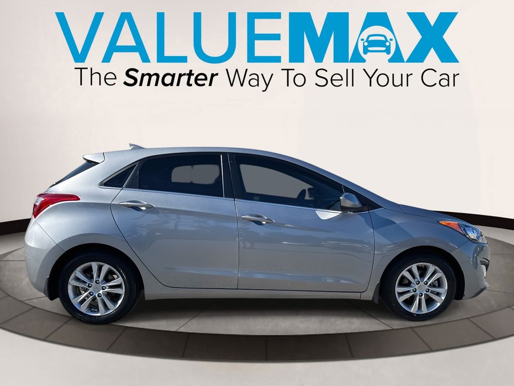 2013 Hyundai Elantra GT Base photo 2