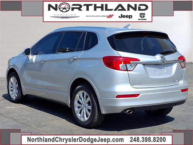 2018 Buick Envision Essence photo 2
