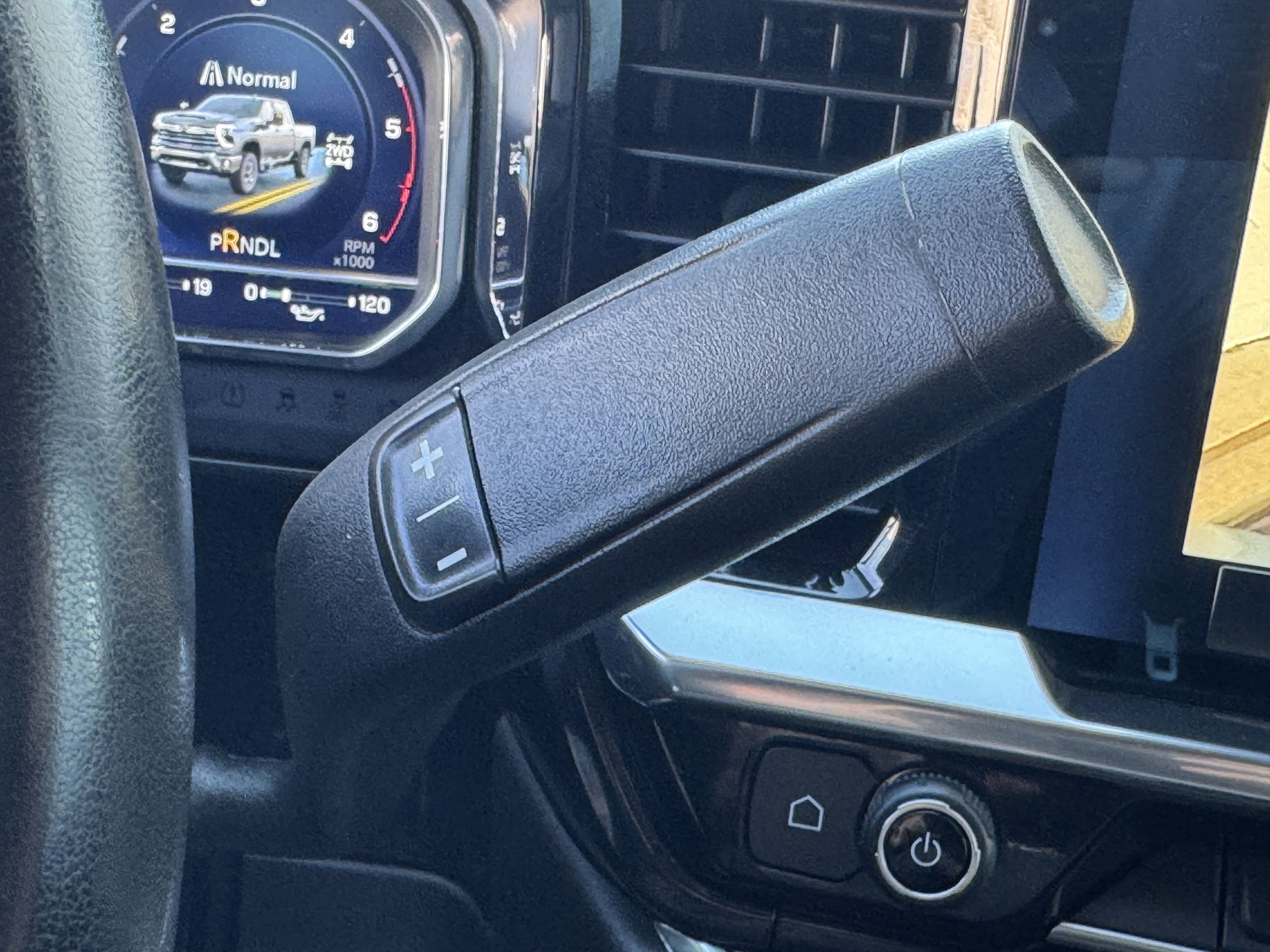 2024 Chevrolet Silverado 2500HD LT photo 8