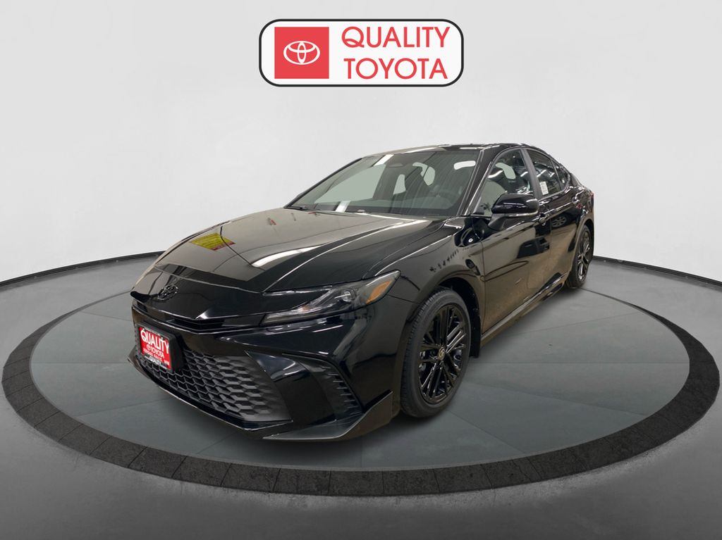 2026 Toyota Camry SE's photo