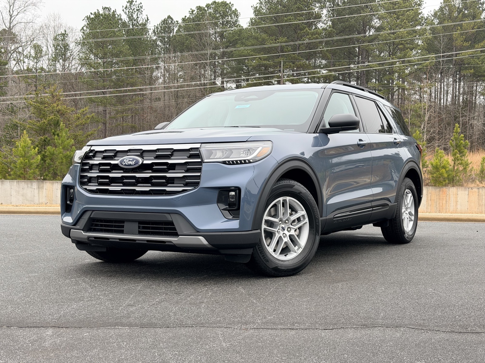2026 Ford Explorer Active's photo