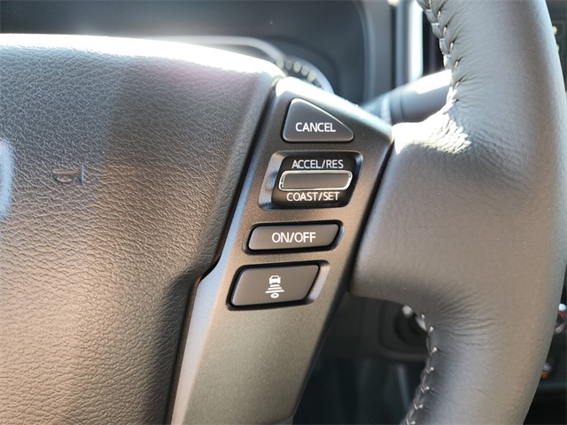2025 Nissan Frontier SV photo 15