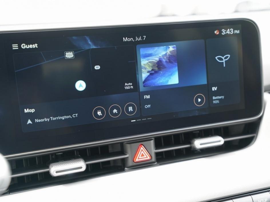 2025 Hyundai Ioniq 5 SEL photo 13