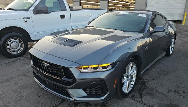 2024 Ford Mustang GT Premium's photo