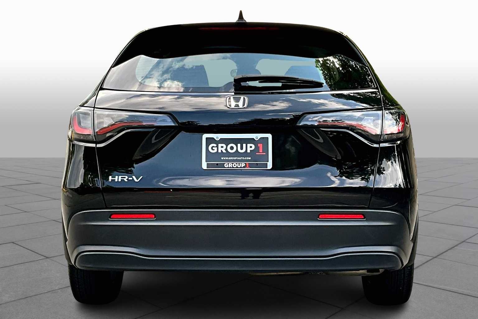 2023 Honda HR-V LX photo 4