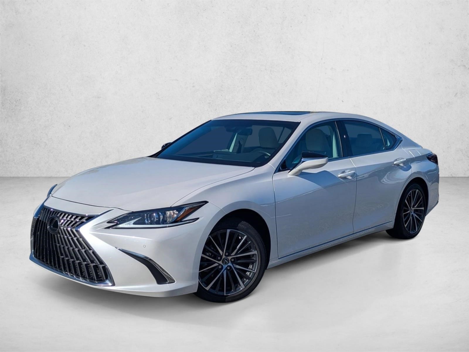 2025 Lexus ES 350's photo